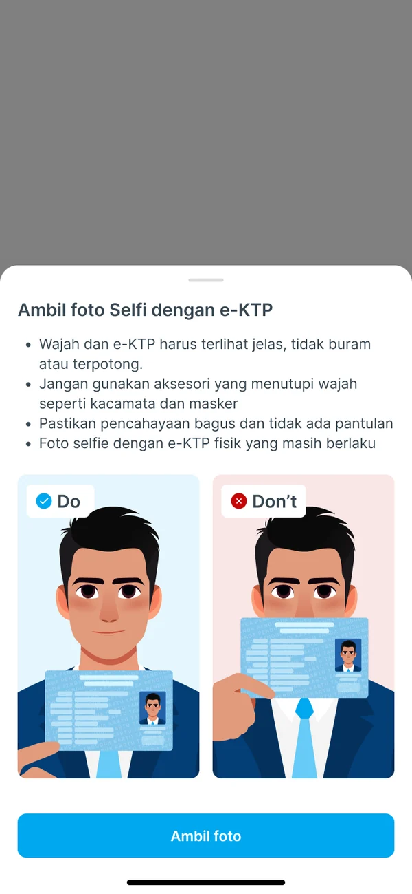 Guidelines for a selfie holding the e-KTP, with do and don't examples